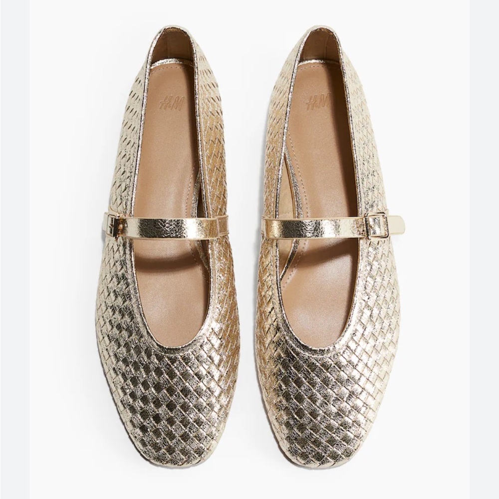 H&M Gold Flats🌟